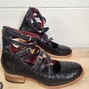 Freebird Marcel by Steven Black Gladiator Flats